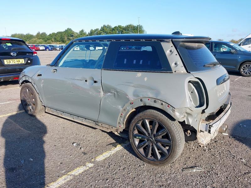 2017 MINI COOPER S 