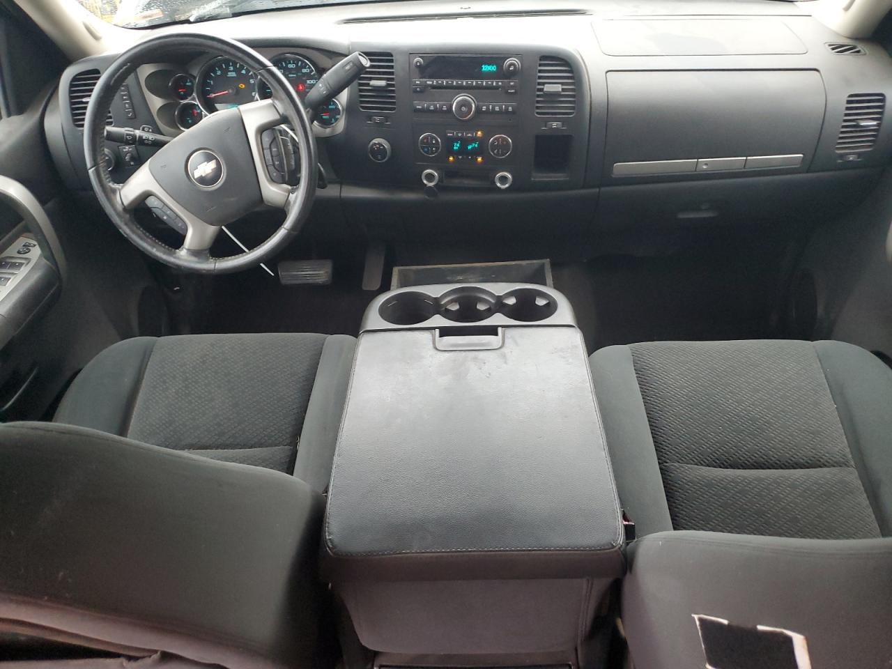 2008 Chevrolet Silverado K2500 Heavy Duty VIN: 1GCHK23KX8F156139 Lot: 71171175