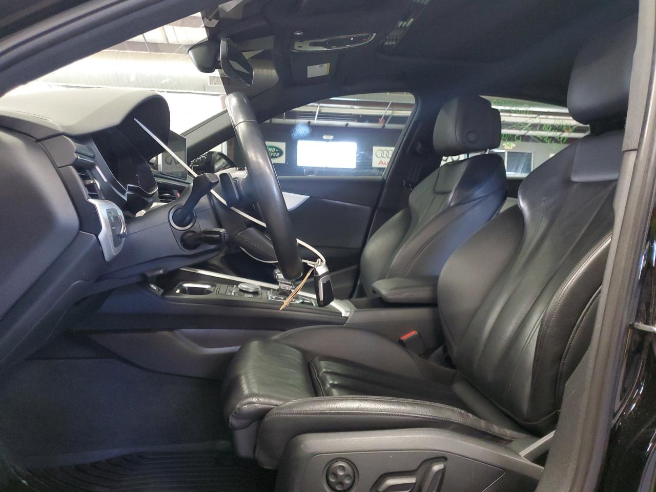 2018 Audi A4 Premium Plus VIN: WAUENAF43JA062833 Lot: 71519855