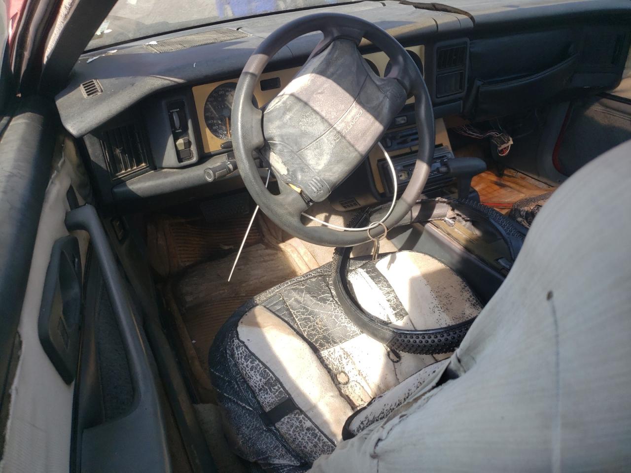 1990 Pontiac Firebird Base VIN: 1G2FS23E2LL220450 Lot: 70379805