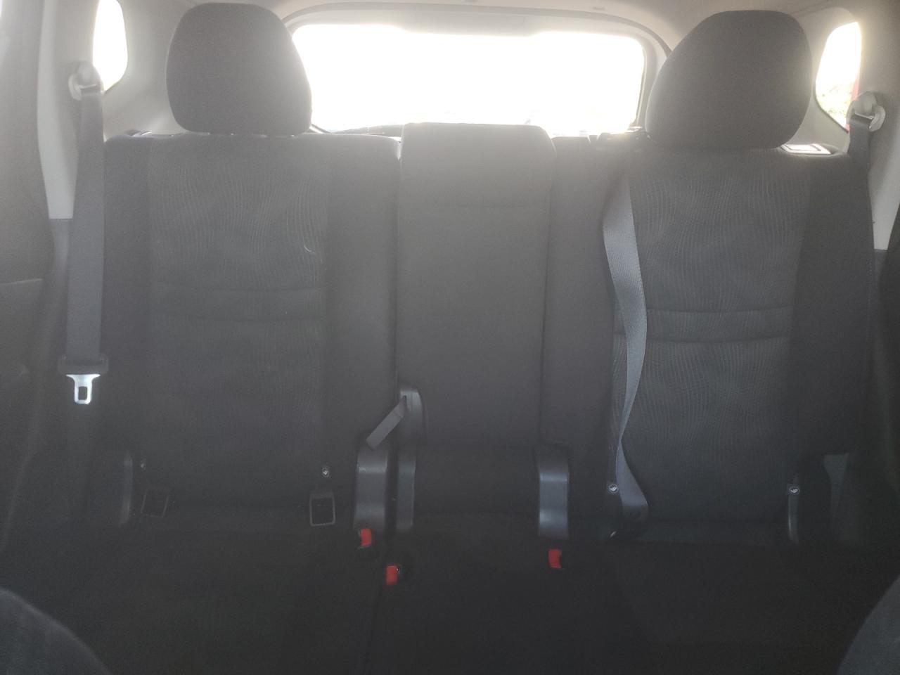 2015 Nissan Rogue S VIN: 5N1AT2MV7FC916187 Lot: 84373695