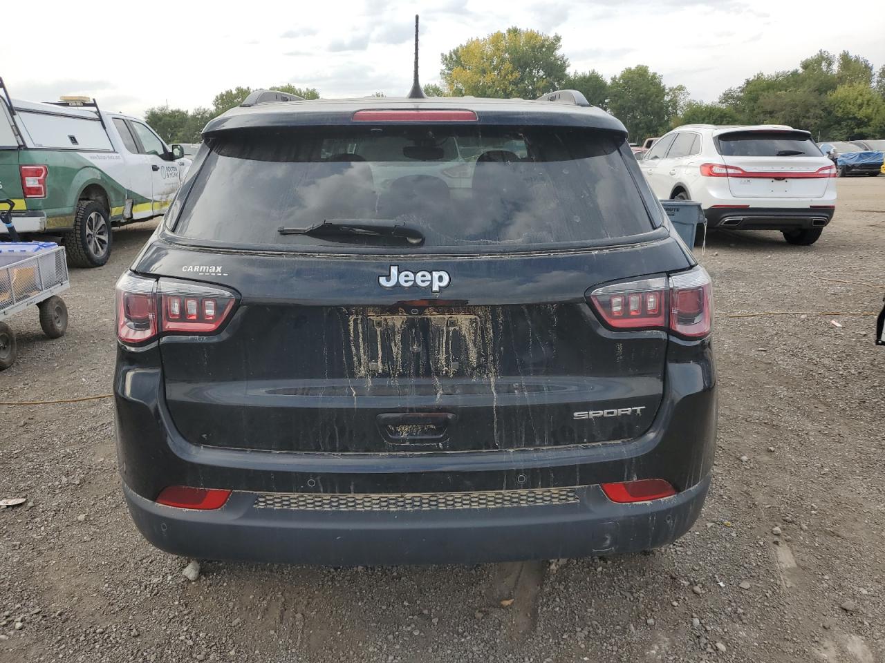 2018 Jeep Compass Sport VIN: 3C4NJCAB3JT346083 Lot: 84633925