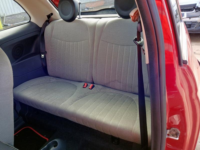 2011 FIAT 500 LOUNGE 
