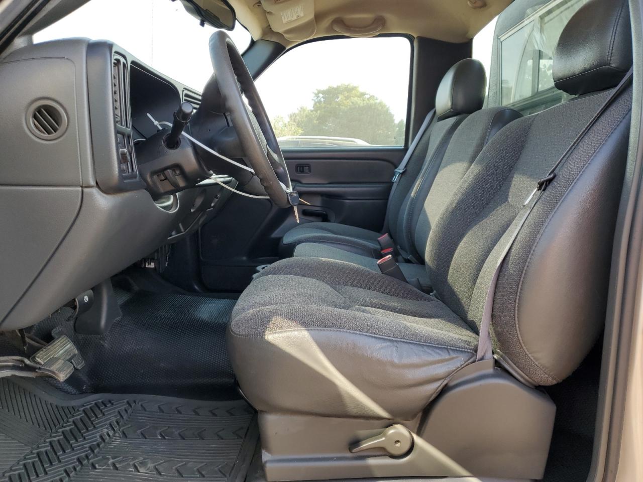 2004 Chevrolet Silverado C1500 VIN: 1GCEC14X24Z276028 Lot: 72031255