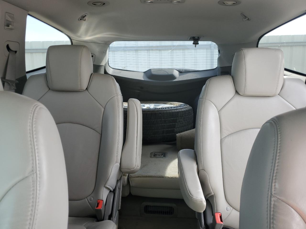 2010 Chevrolet Traverse Lt VIN: 1GNLVGED8AS122086 Lot: 84198465