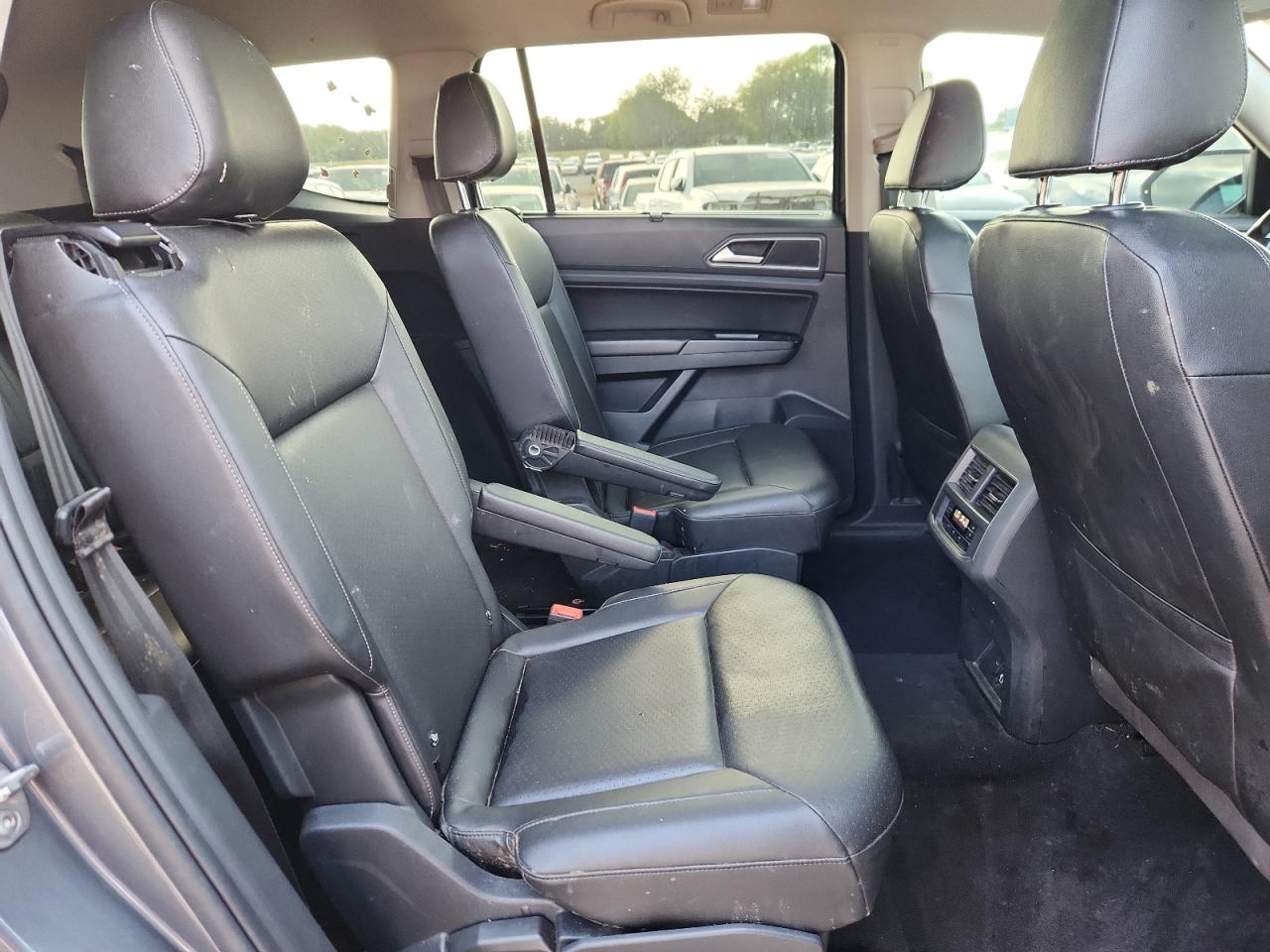 2019 Volkswagen Atlas Se VIN: 1V2UR2CA6KC555042 Lot: 71921805