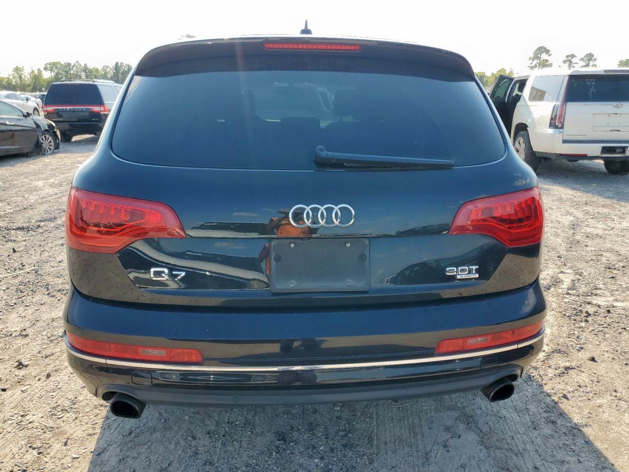 2015 Audi Q7 Premium Plus VIN: WA1LGAFE6FD018757 Lot: 80428135