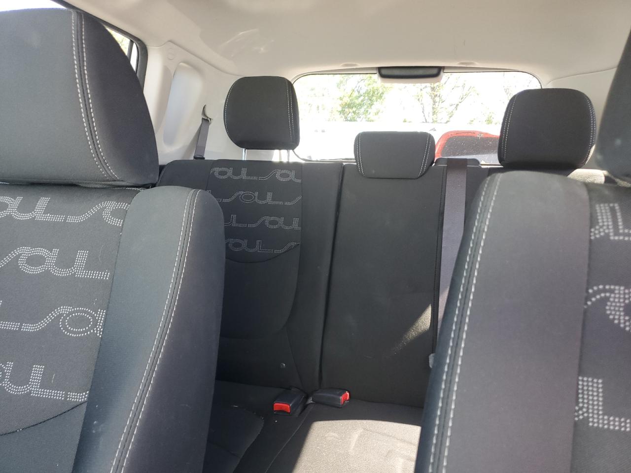 2013 Kia Soul + VIN: KNDJT2A65D7556764 Lot: 81961695