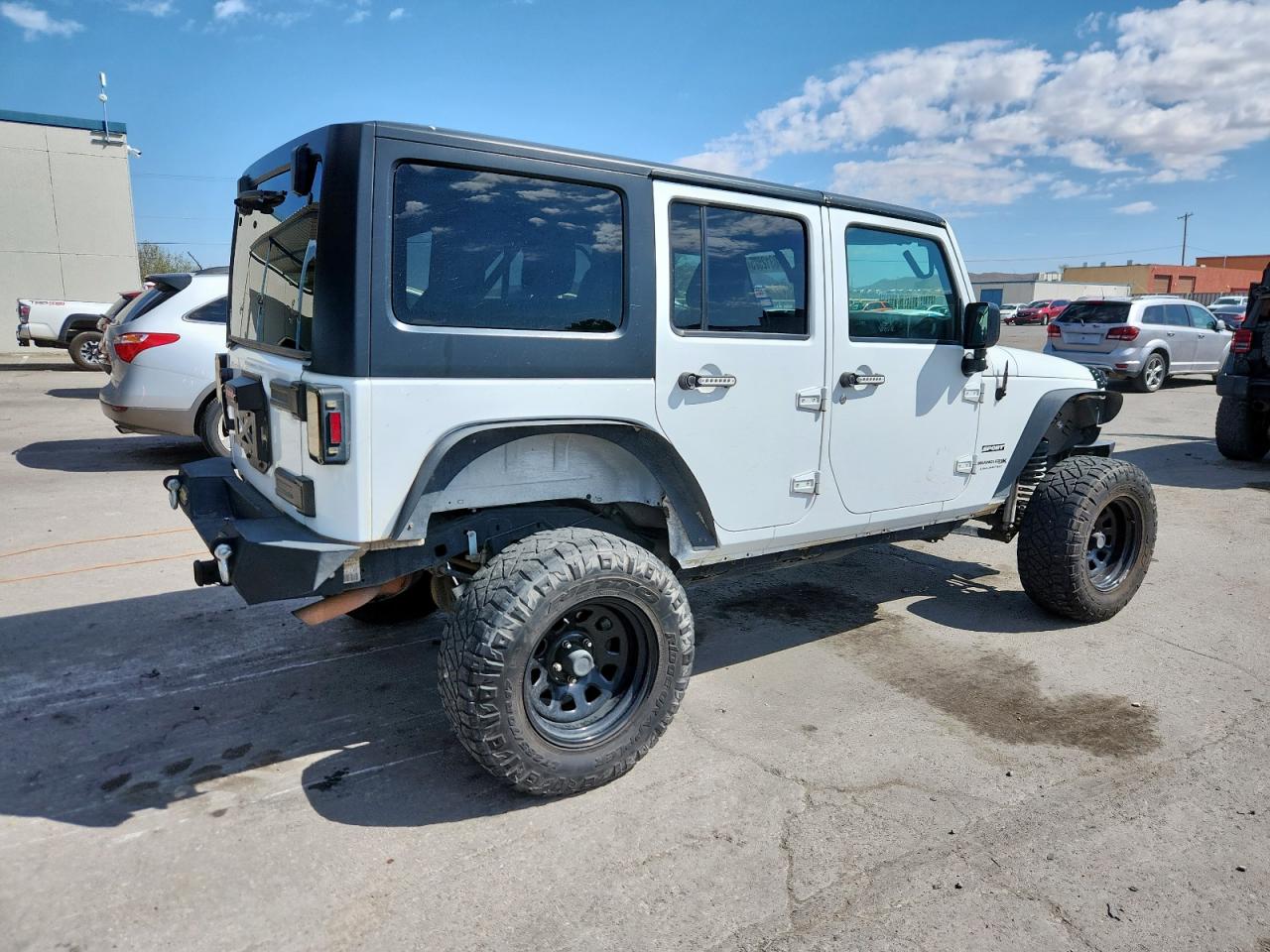 2018 Jeep Wrangler Unlimited Sport 1C4HJWDG2JL855650 photo #4