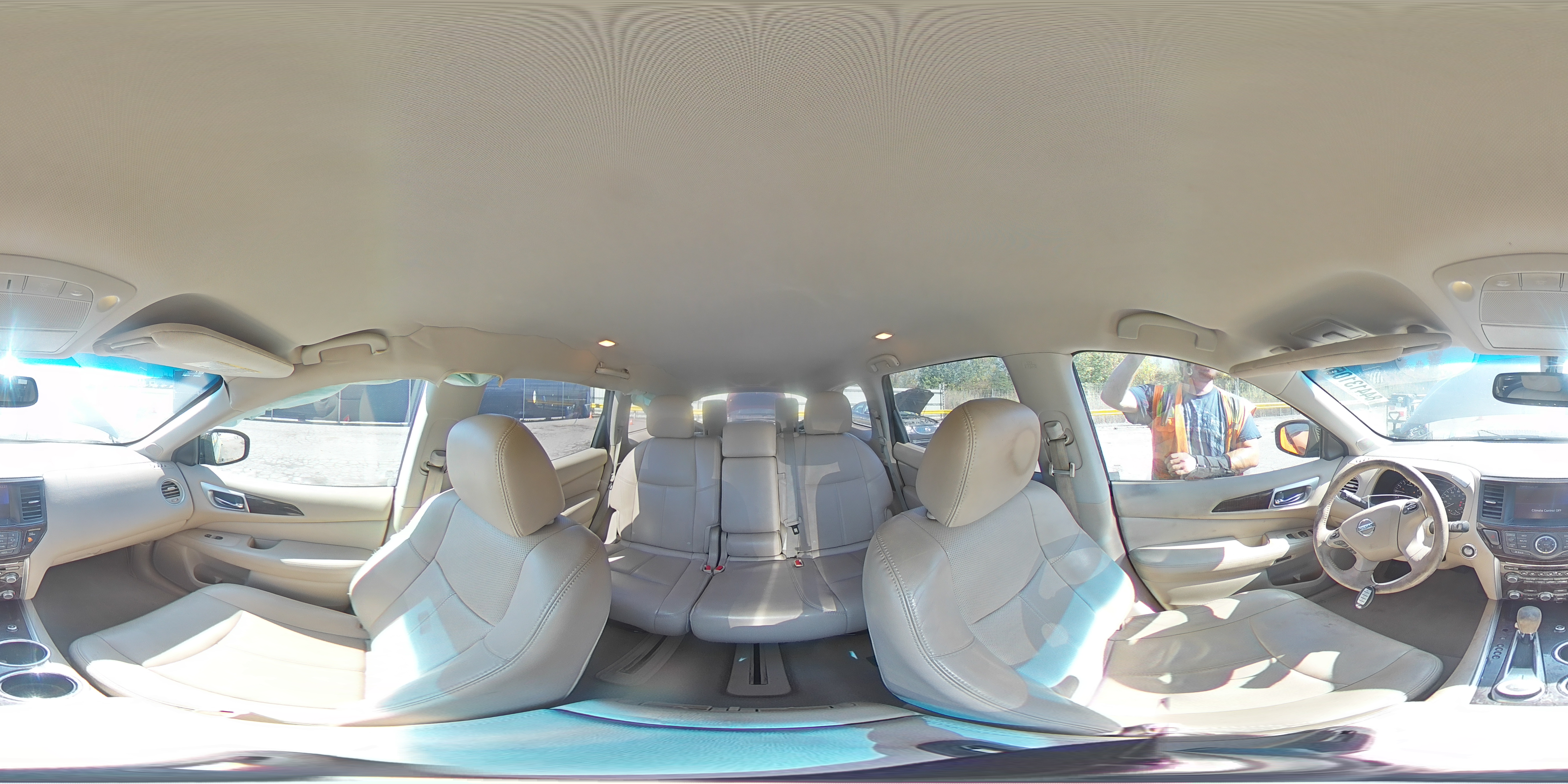 2014 Nissan Pathfinder S VIN: 5N1AR2MM3EC646900 Lot: 84413105