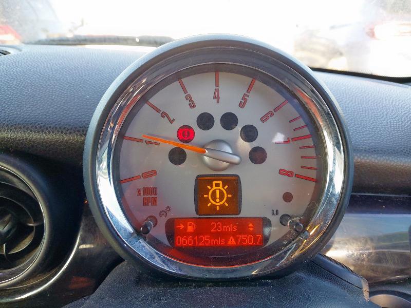 2009 MINI COOPER 