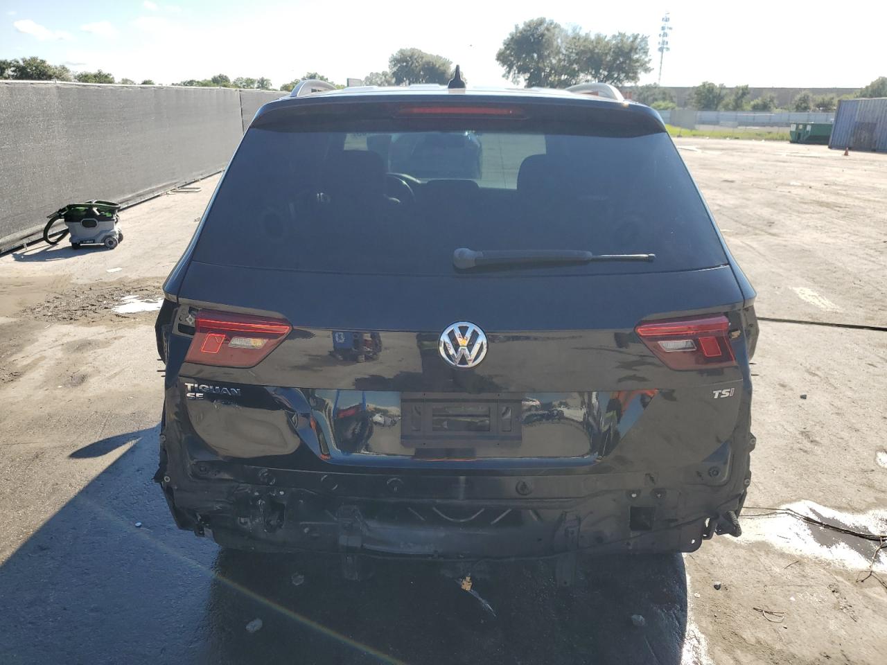2018 Volkswagen Tiguan Se VIN: 3VV3B7AX4JM079894 Lot: 83991705