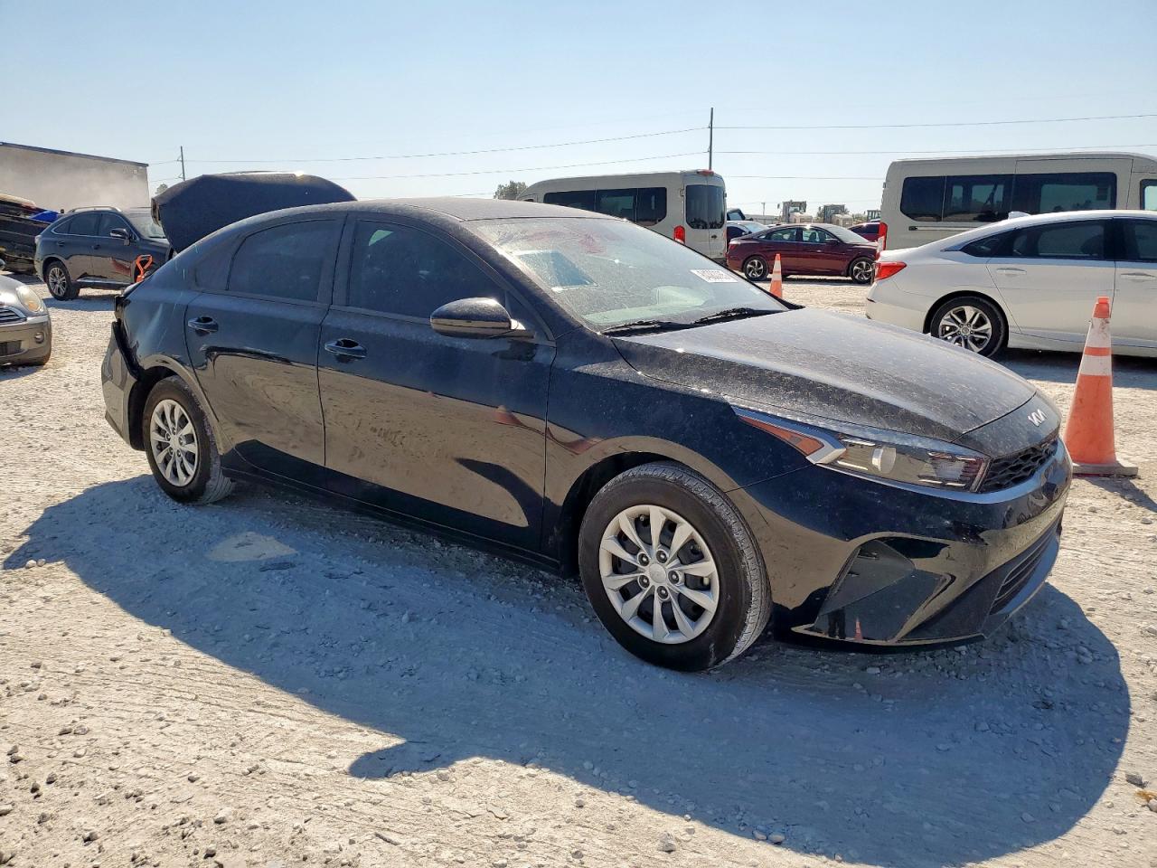 2023 Kia Forte Lx VIN: 3KPF24AD3PE685481 Lot: 84383765
