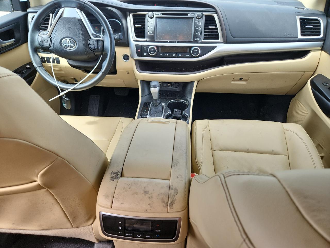 2019 Toyota Highlander Se VIN: 5TDKZRFH0KS351992 Lot: 71067475