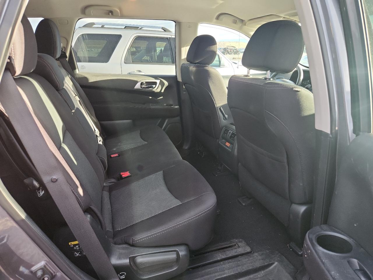 2017 Nissan Pathfinder S VIN: 5N1DR2MM6HC909995 Lot: 81543585