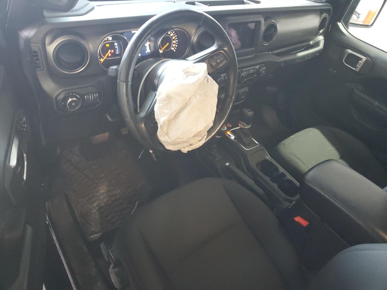 2019 Jeep Wrangler Sport VIN: 1C4GJXAG1KW621702 Lot: 84173435