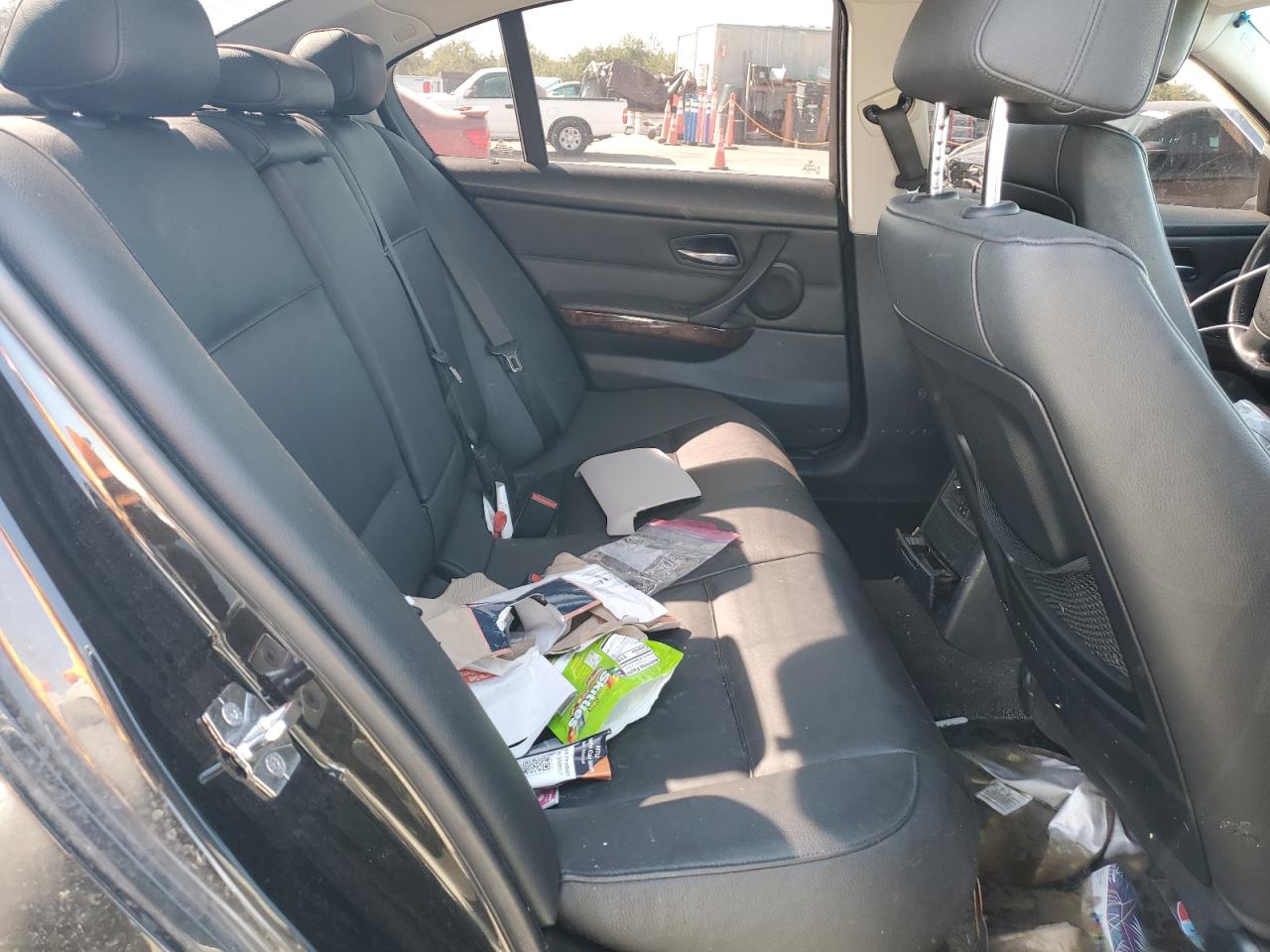 2006 BMW 330 I VIN: WBAVB33566PS17803 Lot: 84403875