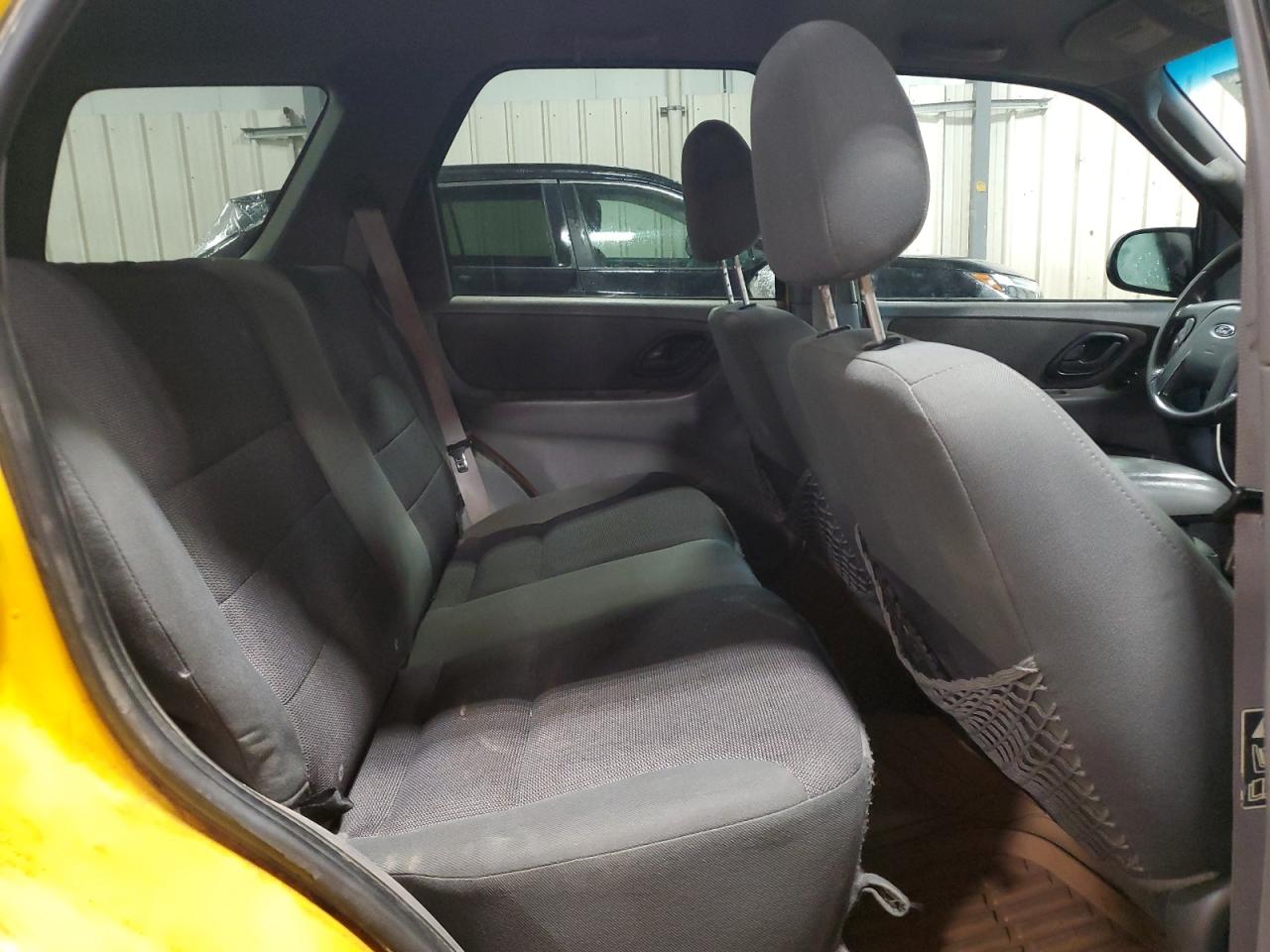 2002 Ford Escape Xlt VIN: 1FMYU04102KB96969 Lot: 82064415