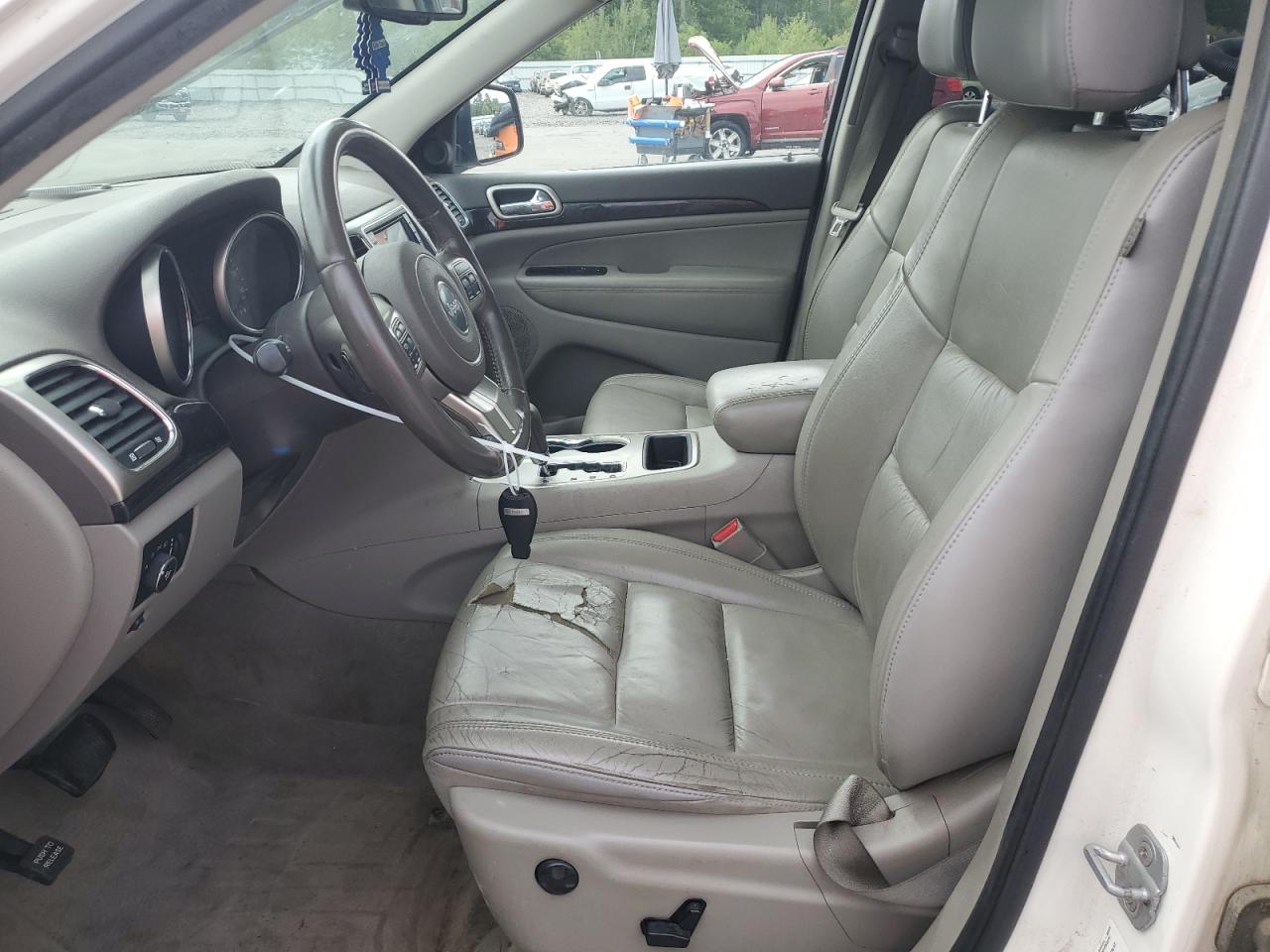 2011 Jeep Grand Cherokee Laredo VIN: 1J4RR4GGXBC632197 Lot: 70954385