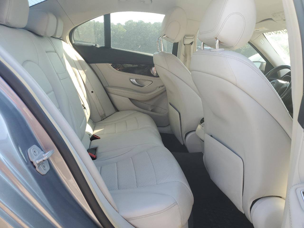 2015 Mercedes-Benz C 300 VIN: 55SWF4JB3FU064655 Lot: 80575315