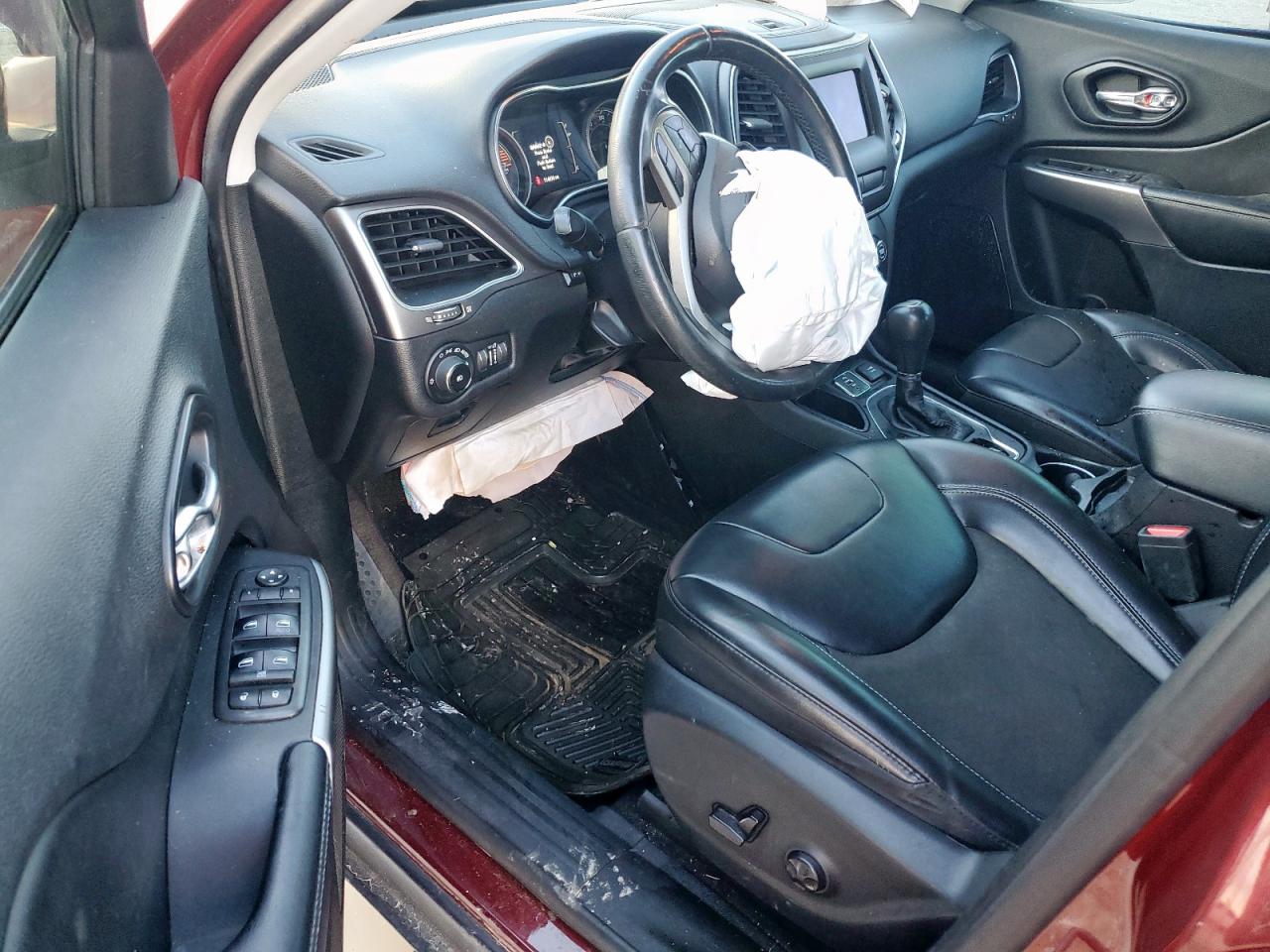 2019 Jeep Cherokee Latitude Plus VIN: 1C4PJLLB5KD176631 Lot: 81540895