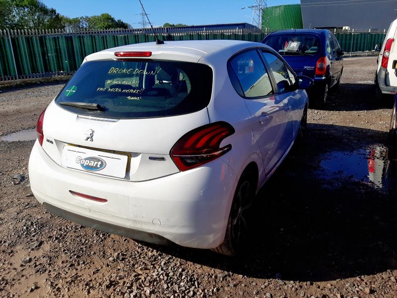 2016 PEUGEOT 208 XS LIME 