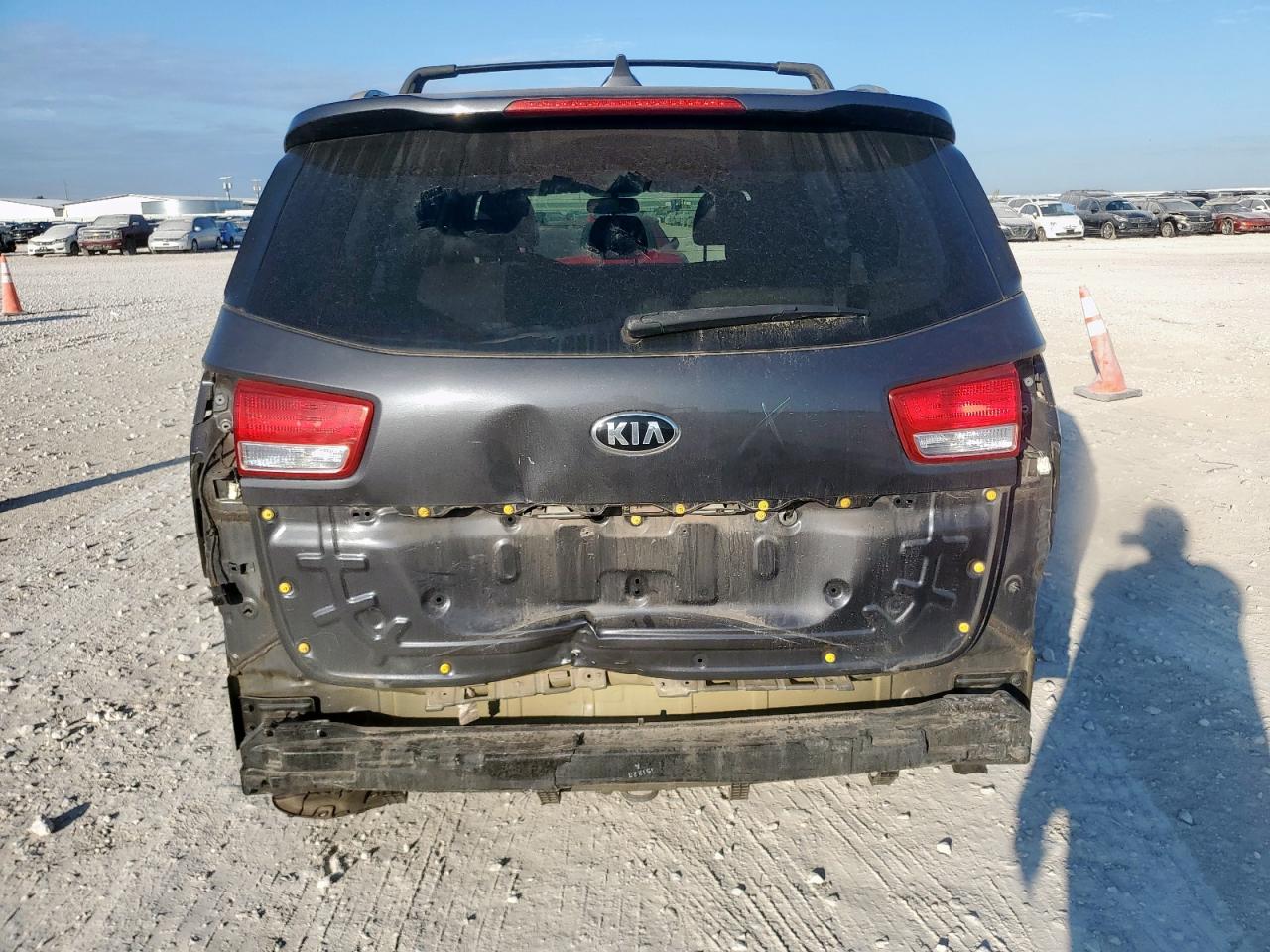 2016 Kia Sedona Lx VIN: KNDMB5C10G6196252 Lot: 81655055