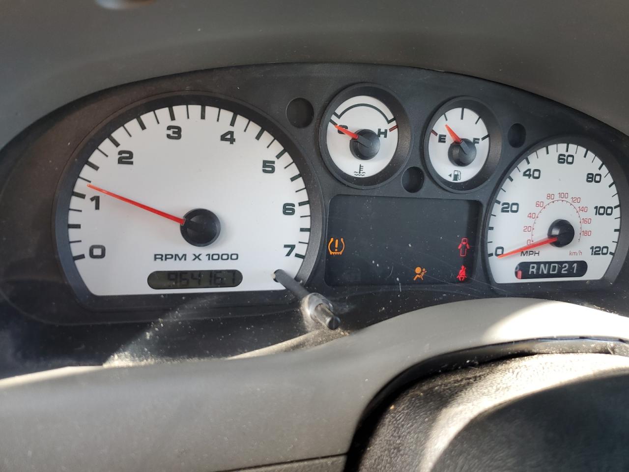 2011 Ford Ranger Super Cab VIN: 1FTKR4EE7BPA79106 Lot: 80180495