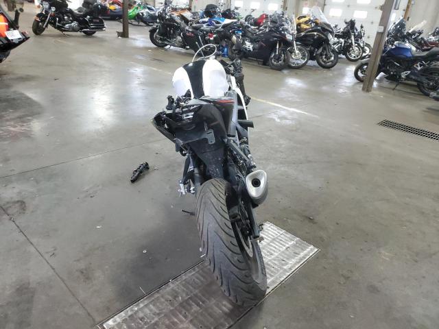  YAMAHA YZF600 2017 Сріблястий