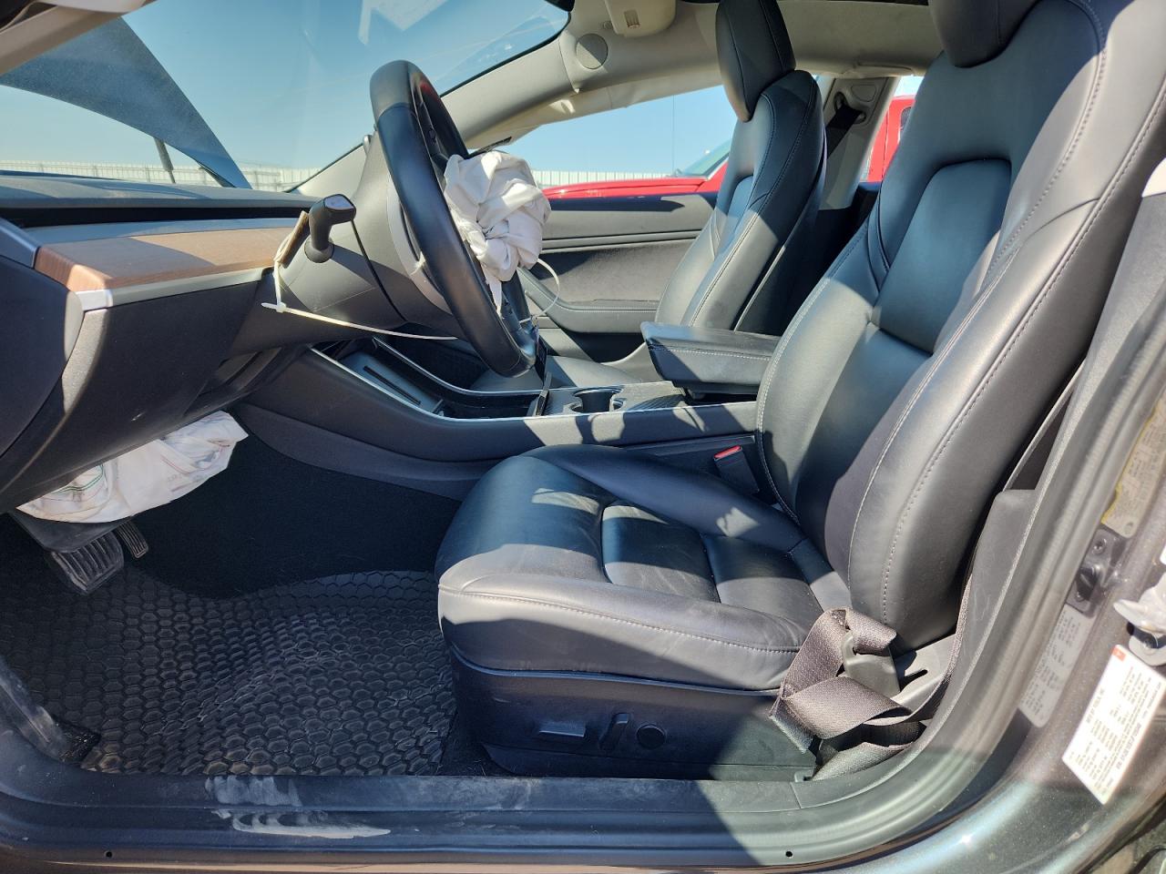 2018 Tesla Model 3 VIN: 5YJ3E1EB7JF128348 Lot: 82078375