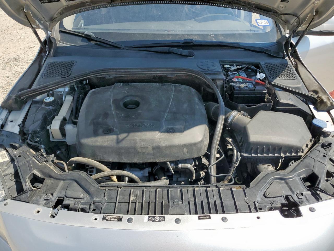 2016 Volvo V60 T5 Premier VIN: YV140MEKXG1291852 Lot: 84813555