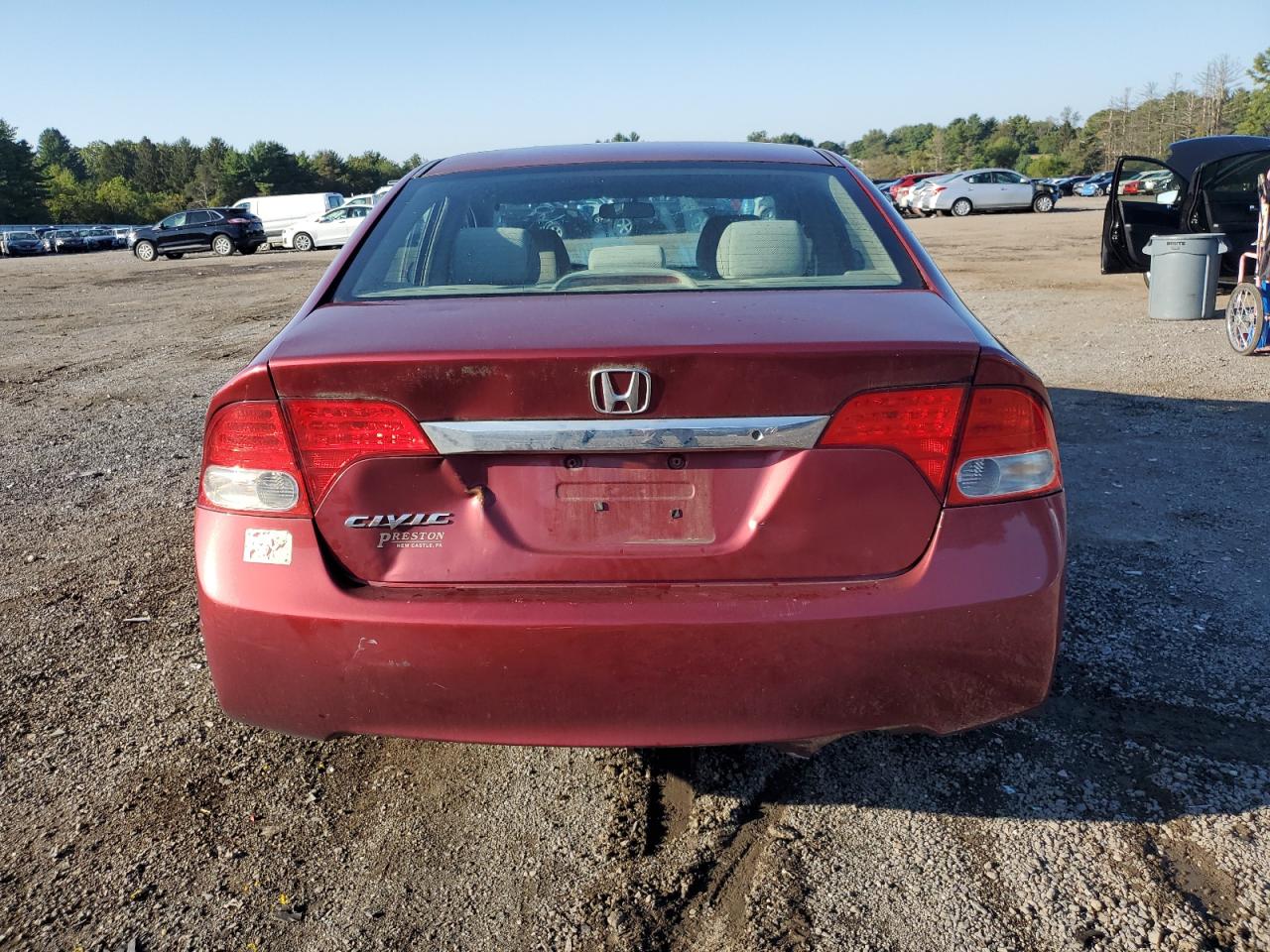 2010 Honda Civic Lx VIN: 2HGFA1F57AH571306 Lot: 80885845