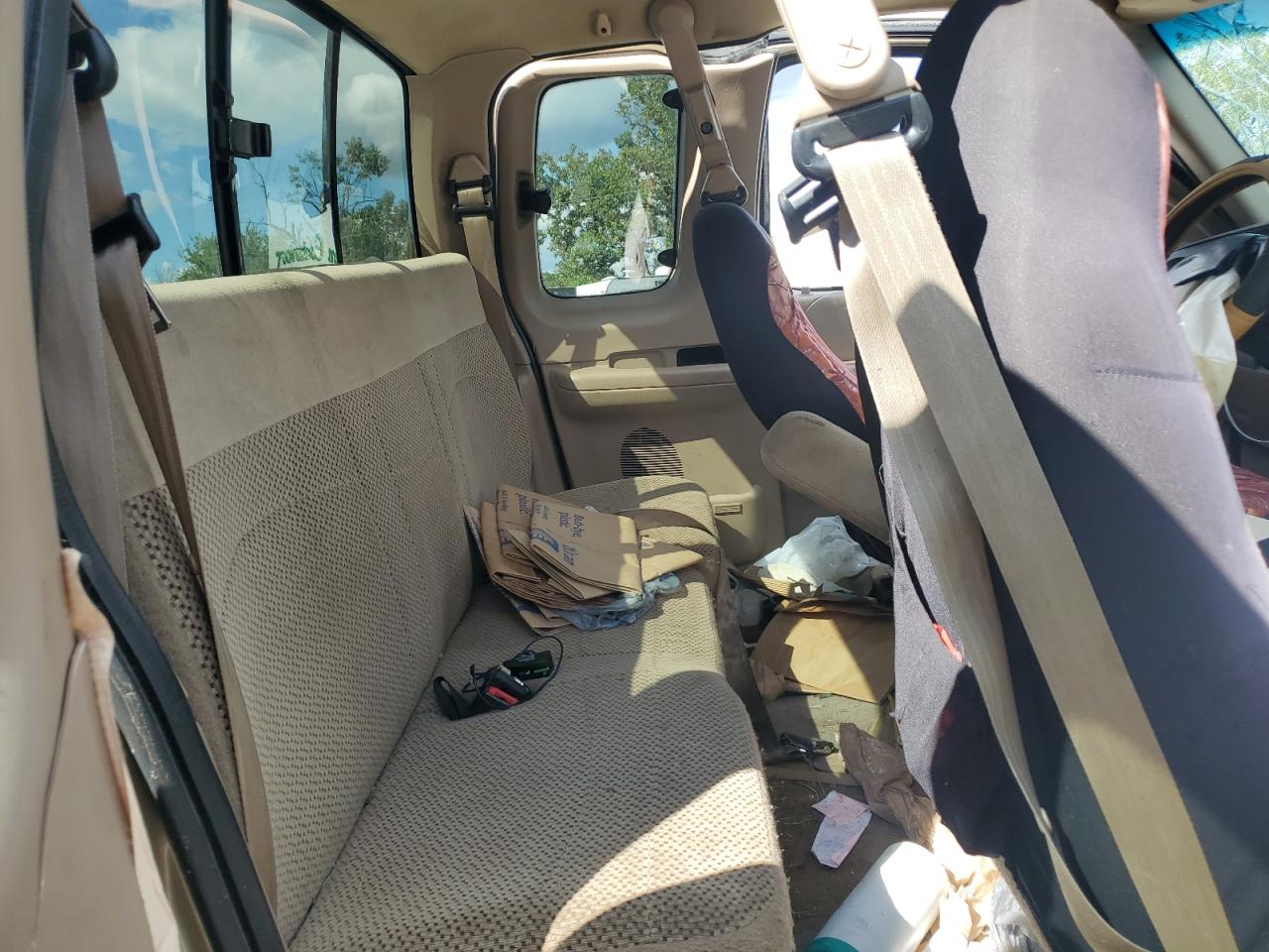 1999 Ford F150 VIN: 1FTRX17W7XNB14951 Lot: 84006255