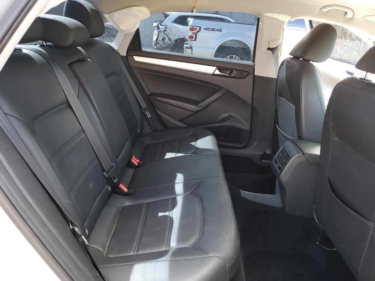 2013 Volkswagen Passat Se VIN: 1VWBP7A37DC136634 Lot: 81468785