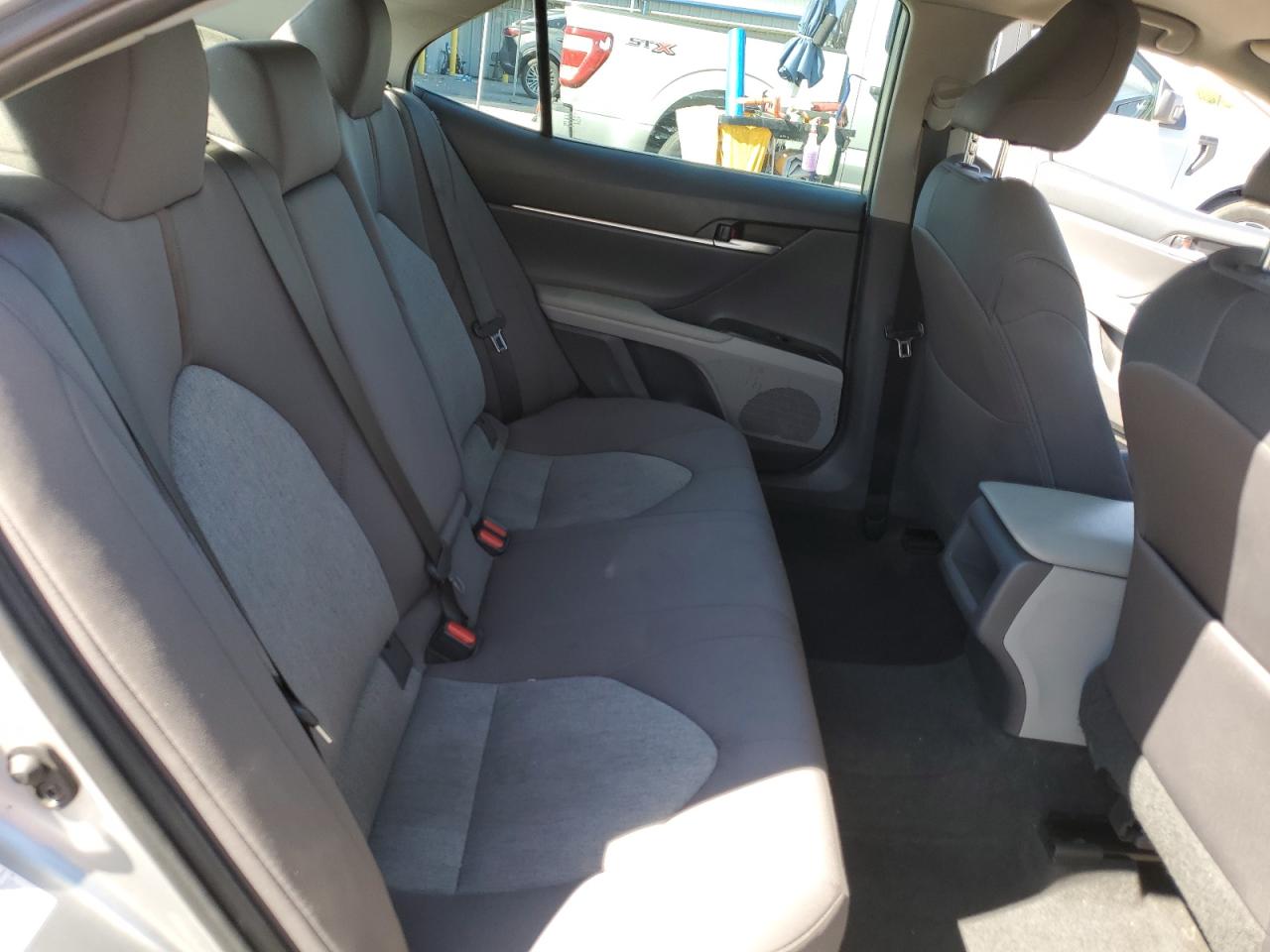 2019 Toyota Camry L VIN: 4T1B11HK5KU247927 Lot: 84233455