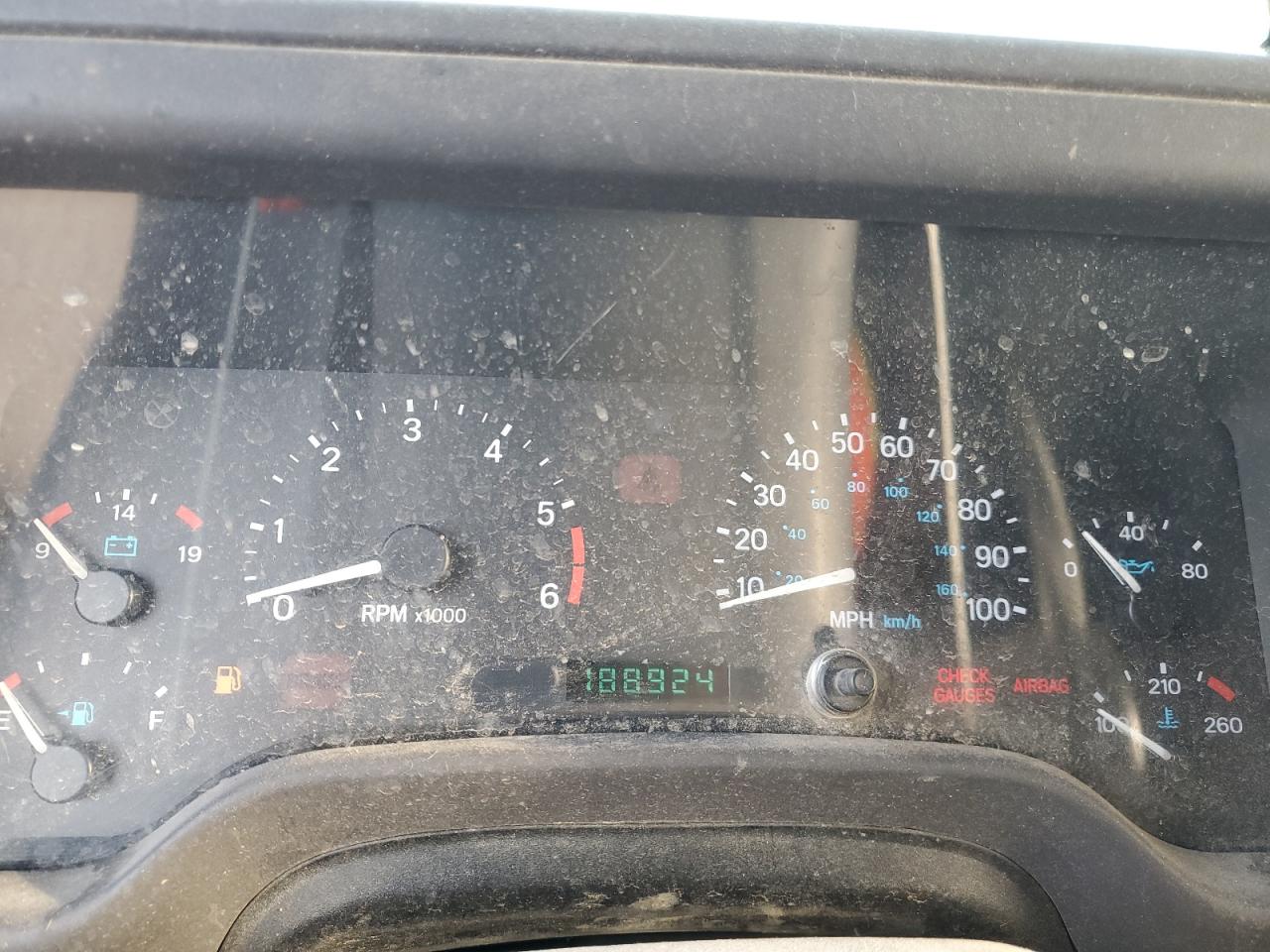 2000 Jeep Wrangler / Tj Sport VIN: 1J4FA49S9YP761383 Lot: 82173305