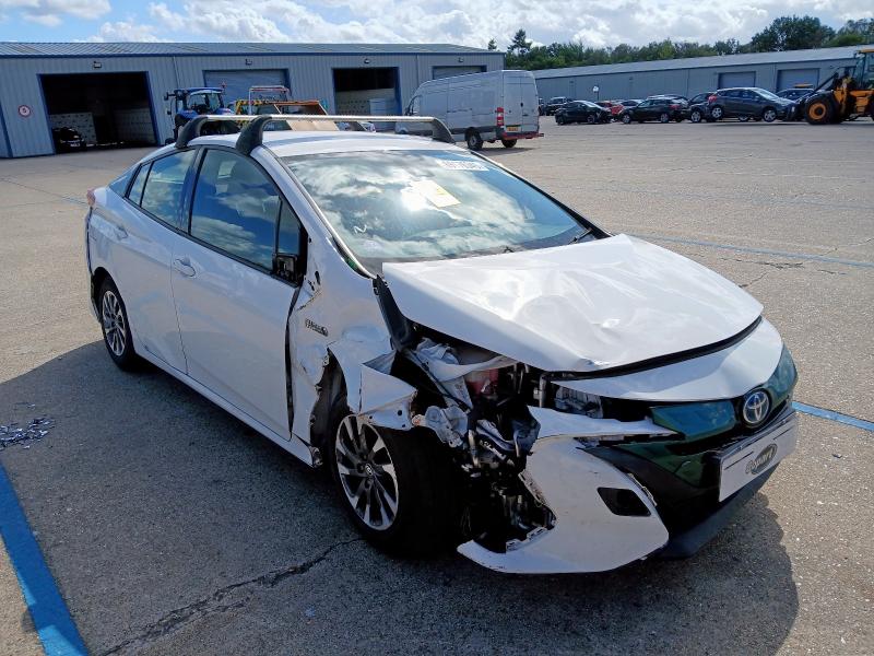 2017 TOYOTA PRIUS BUSINESS ED + PHEV 