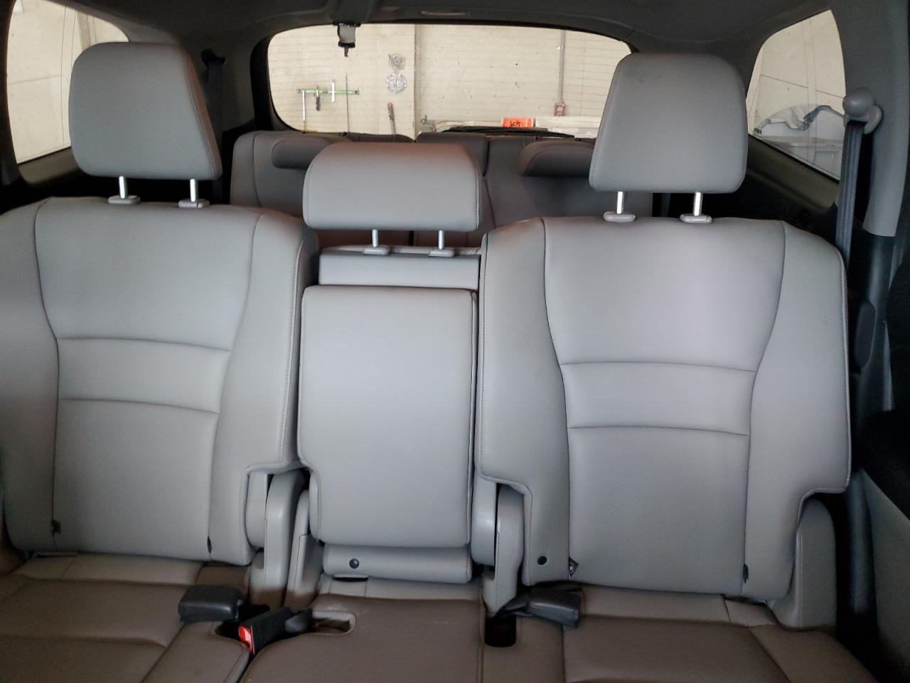 2018 Honda Pilot Touring VIN: 5FNYF6H97JB016545 Lot: 81619265