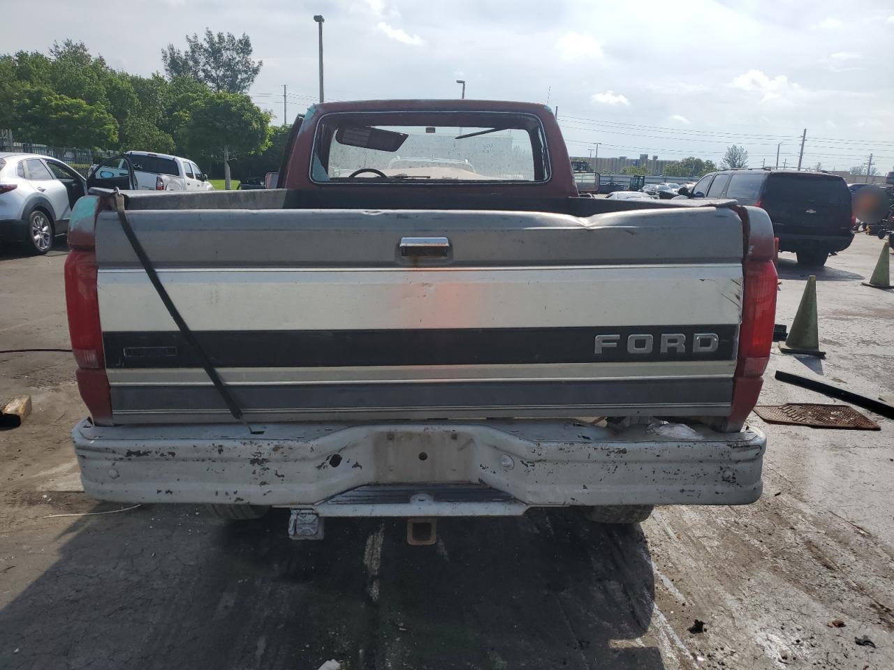 1989 Ford F350 VIN: 1FTHF36M3KNA76976 Lot: 94159185