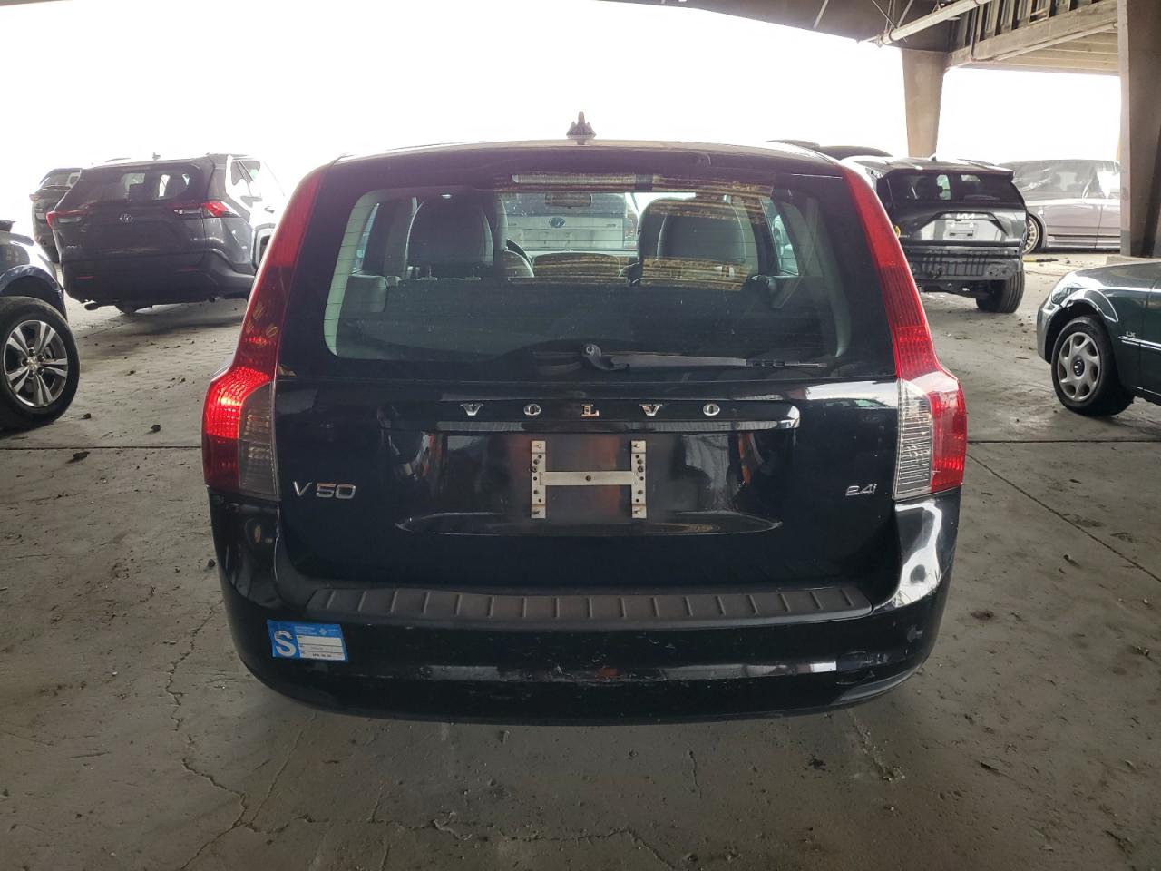 2009 Volvo V50 2.4I VIN: YV1MW390092466592 Lot: 81713915