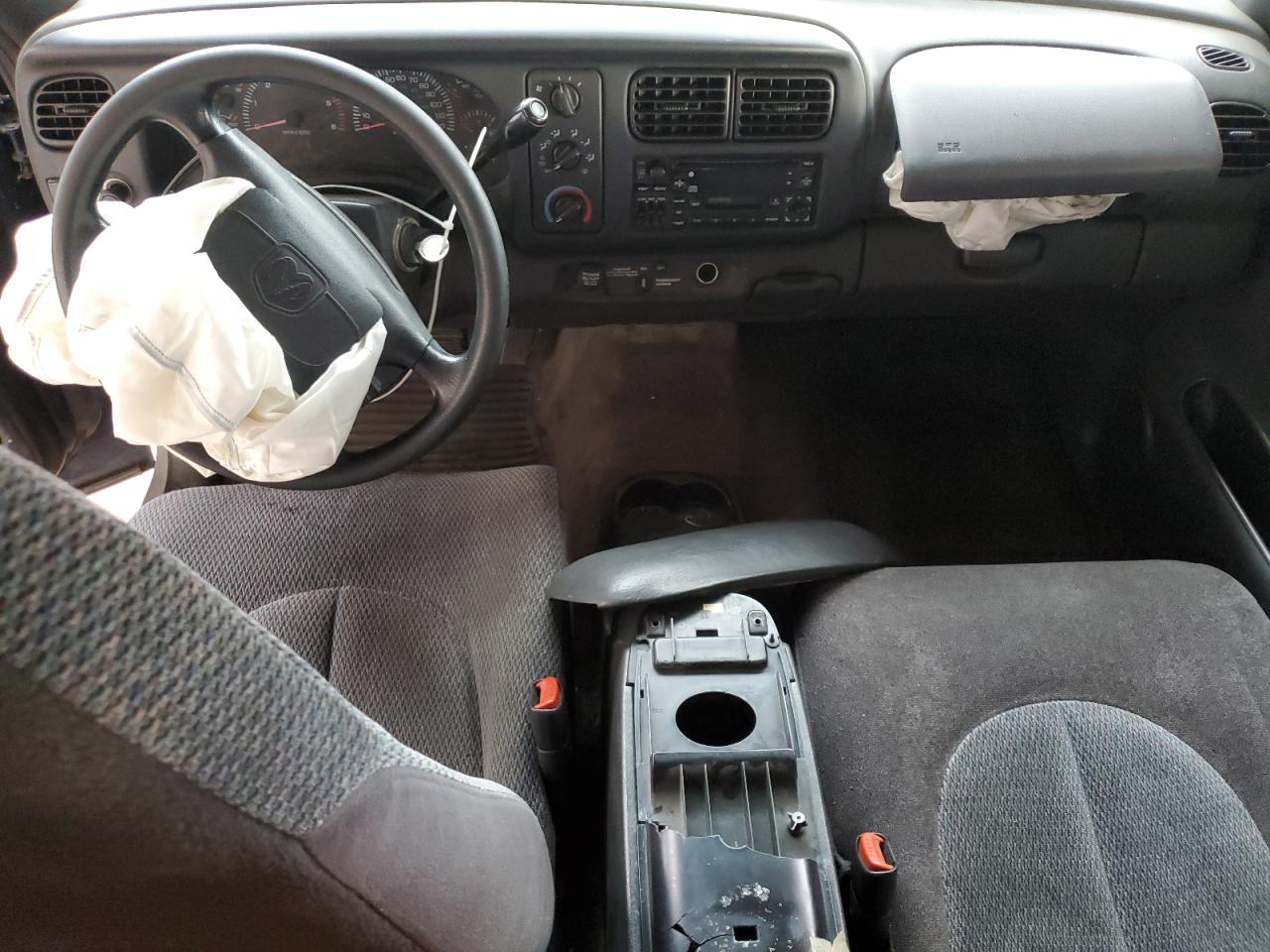 1998 Dodge Dakota VIN: 1B7GL22X4WS639670 Lot: 81613145