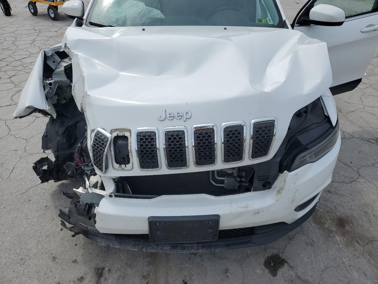 2020 Jeep Cherokee Latitude Plus VIN: 1C4PJMLB4LD590927 Lot: 80752005