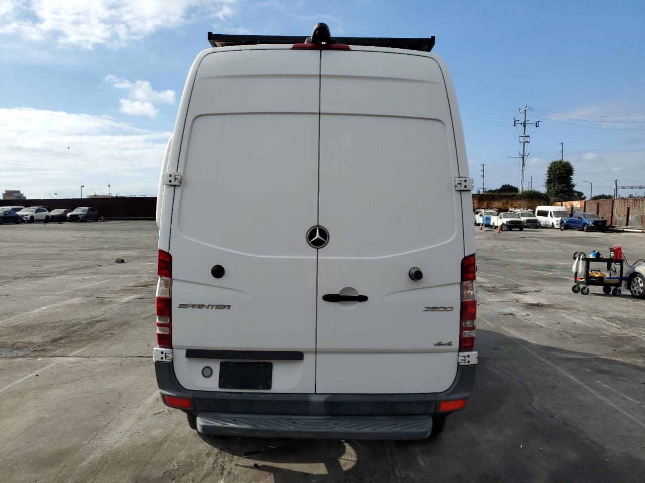 2018 Mercedes-Benz Sprinter 2500 VIN: WD3FE7CD8JP594147 Lot: 71674375