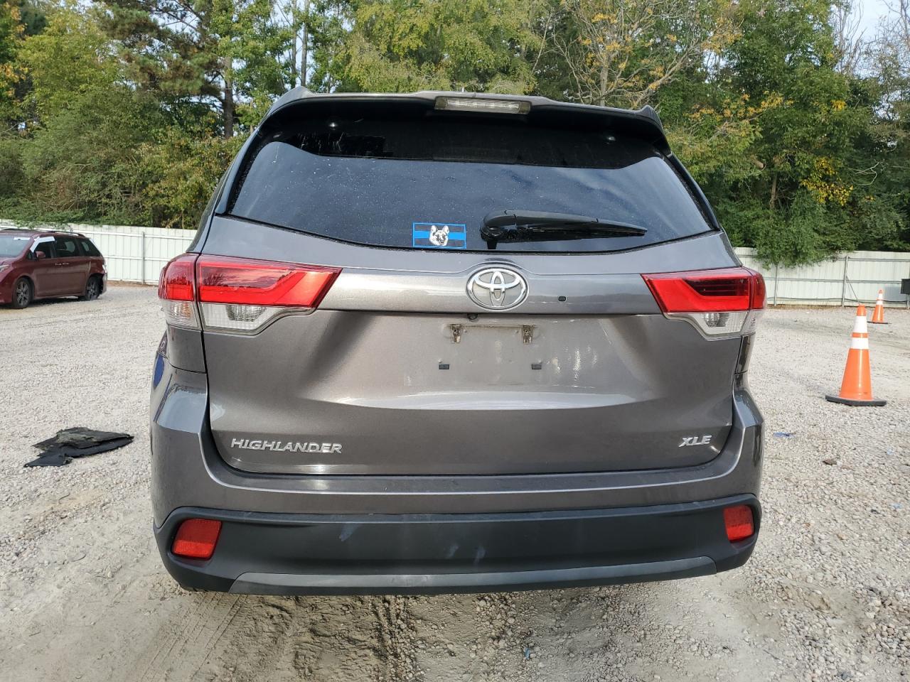 2017 Toyota Highlander Se VIN: 5TDKZRFH0HS193419 Lot: 84268585