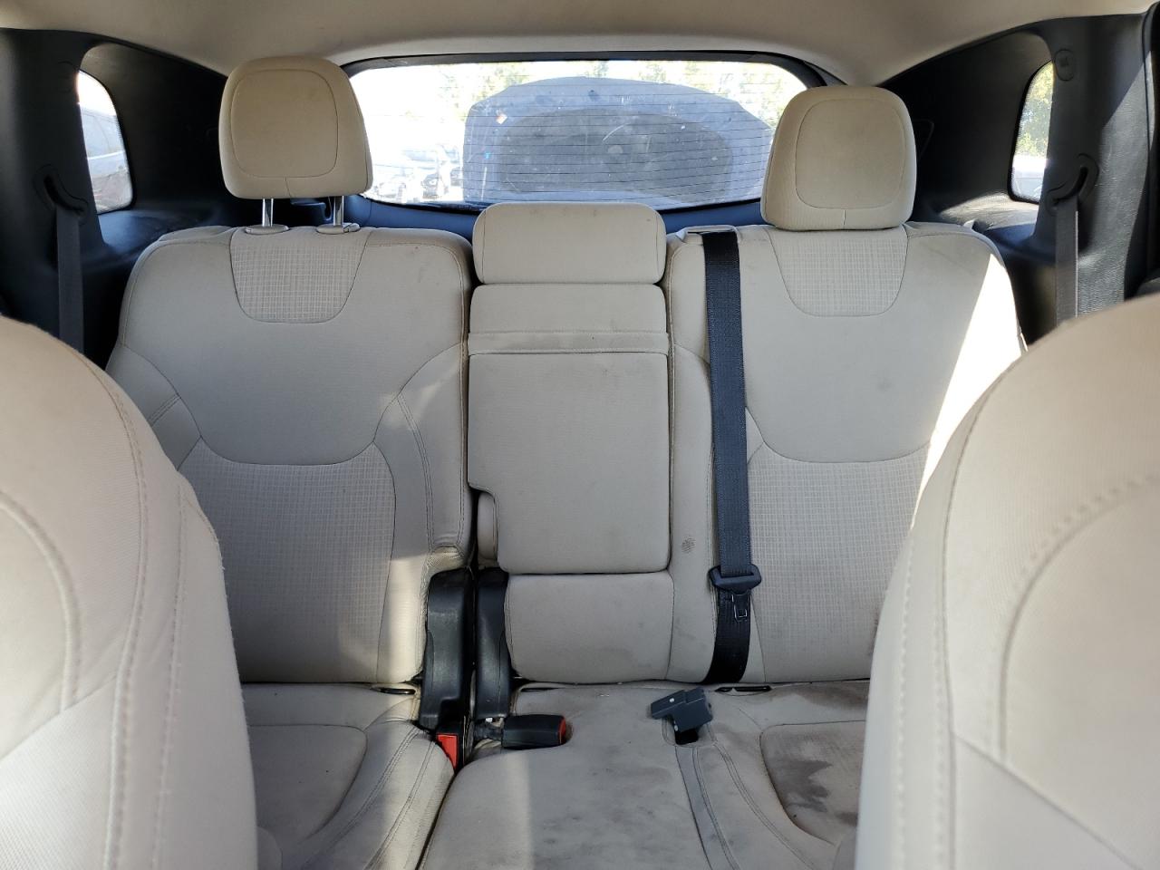 2017 Jeep Cherokee Latitude VIN: 1C4PJMCB7HW563524 Lot: 80796565