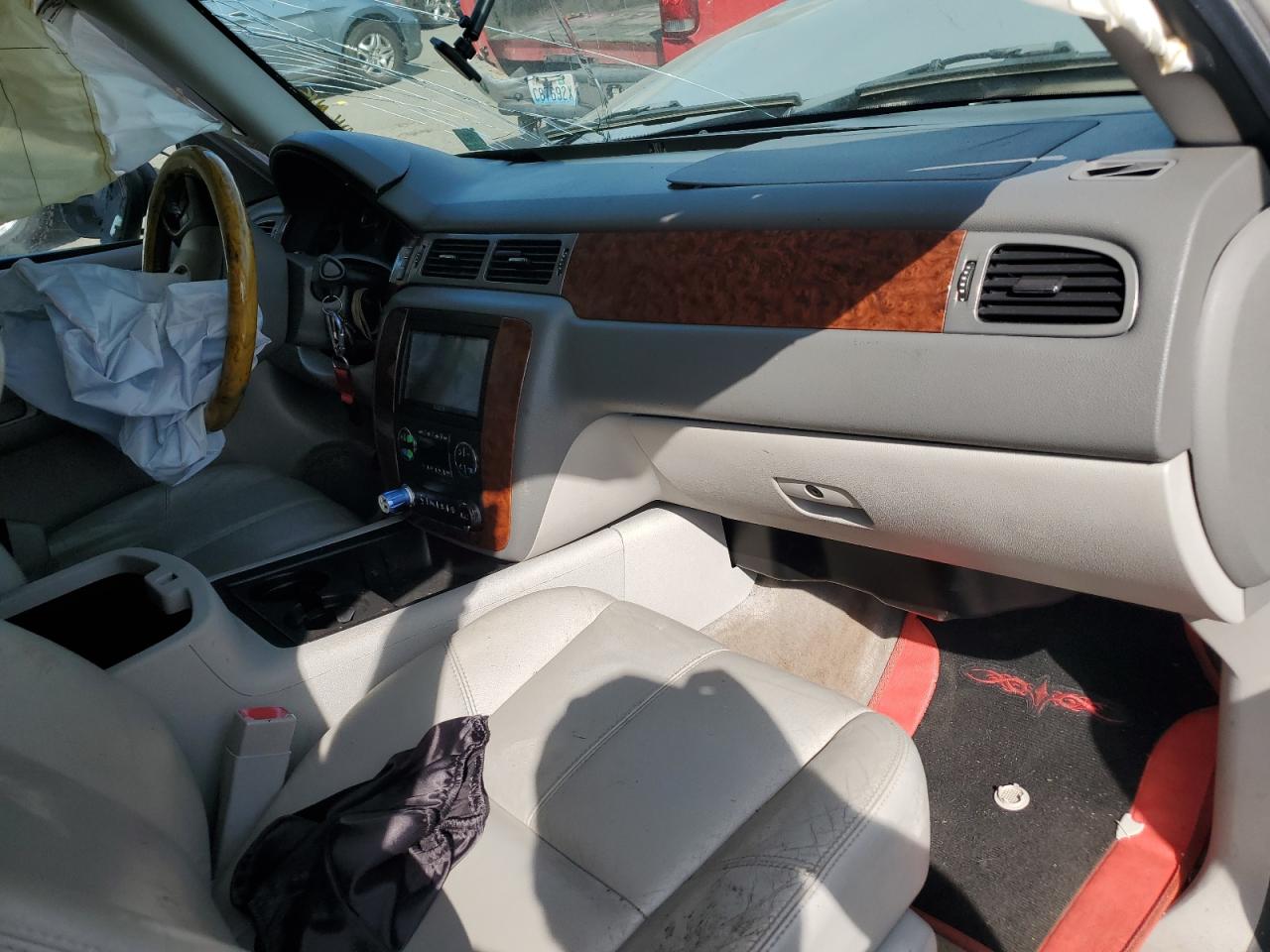 2008 Chevrolet Suburban K1500 Ls VIN: 3GNFK16318G171592 Lot: 80056965