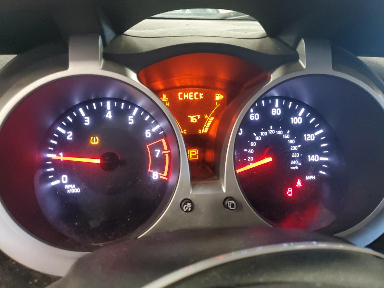 2014 Nissan Juke S VIN: JN8AF5MVXET484548 Lot: 83836445