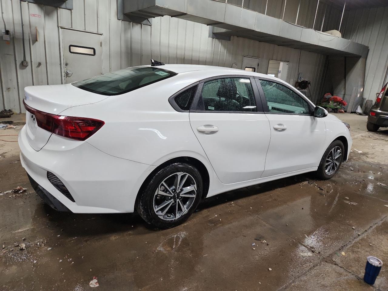 2024 Kia Forte Lx VIN: 3KPF24AD1RE781905 Lot: 82061605