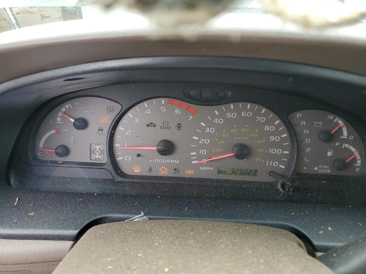 2004 Toyota Sequoia Limited VIN: 5TDBT48A24S226158 Lot: 71876125