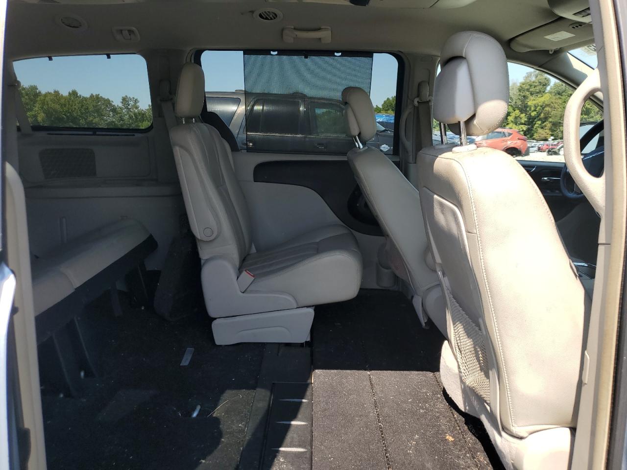 2012 Chrysler Town & Country Touring L VIN: 2C4RC1CG5CR384252 Lot: 80819195